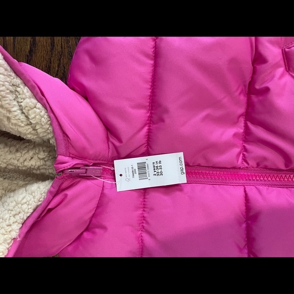 Brand new toddler pink Gap jacket - Picture 3 of 5